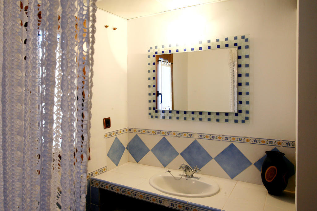 Casa Rural Los Pedregales Carenas Bilik gambar
